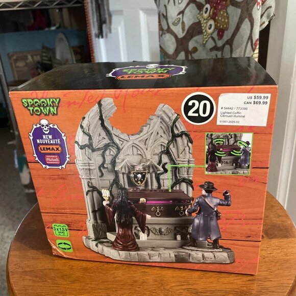 Lemax Spooky Town Lighted Coffin ~ Halloween 2025 ~ NIB - Picture 2 of 5